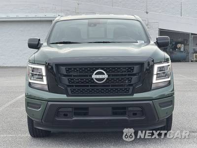 2024 Nissan TITAN SV Crew Cab Short Bed - zdjęcie 8 z 16 - miniatura
