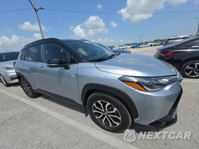 2024 Toyota Corolla Cross Hybrid SE - zdjęcie 3 z 27 - miniatura