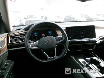 2025 Volkswagen Atlas 2.0T SE w/Technology - zdjęcie 8 z 28 - miniatura