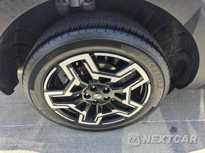 2025 Hyundai Santa Cruz Limited Crew Cab Short Bed - zdjęcie 5 z 27 - miniatura