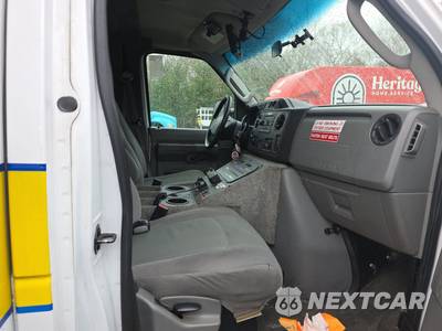 2010 Ford Super Duty E-450 Cutaway DRW - zdjęcie 10 z 16 - miniatura