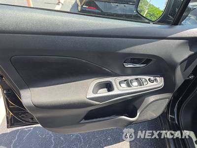 2021 Nissan Versa SV - zdjęcie 9 z 18 - miniatura
