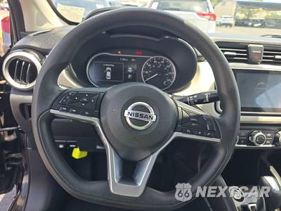2021 Nissan Versa SV - zdjęcie 10 z 18 - miniatura
