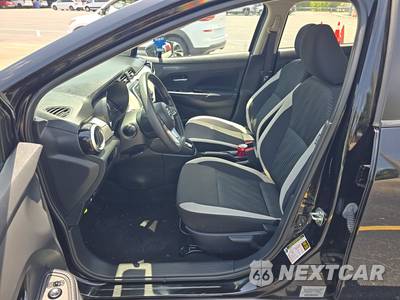 2021 Nissan Versa SV - zdjęcie 7 z 18 - miniatura