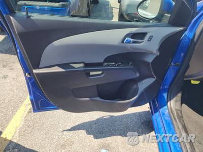 2020 Chevrolet Sonic LT Sedan 1SD - zdjęcie 9 z 19 - miniatura