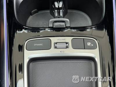 2025 Mercedes-Benz AMG GLA 35 4MATIC - zdjęcie 33 z 48 - miniatura
