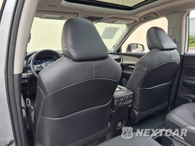 2024 Toyota Grand Highlander Limited - zdjęcie 35 z 48 - miniatura
