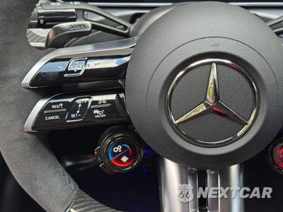 2024 Mercedes-Benz AMG C 63 S E Performance - zdjęcie 21 z 48 - miniatura