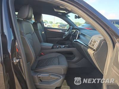 2025 Volkswagen Atlas Cross Sport 2.0T SE w/Technology - zdjęcie 8 z 26 - miniatura