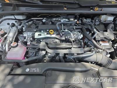 2025 Toyota Prius Plug-In Hybrid XSE - zdjęcie 18 z 21 - miniatura