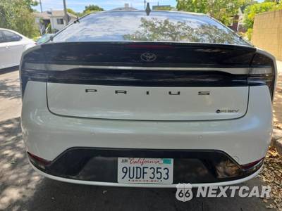 2025 Toyota Prius Plug-In Hybrid XSE - zdjęcie 5 z 21 - miniatura