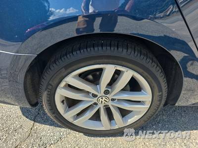 2019 Volkswagen Passat Wolfsburg - zdjęcie 10 z 30 - miniatura