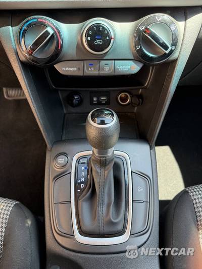 2019 Hyundai Kona SE - zdjęcie 22 z 32 - miniatura