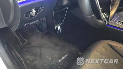 2023 Mercedes-Benz E 350 4MATIC Sedan - zdjęcie 17 z 20 - miniatura