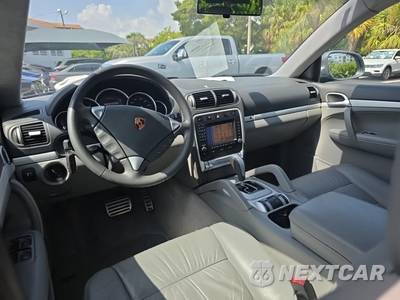 2005 Porsche Cayenne Turbo - zdjęcie 14 z 22 - miniatura