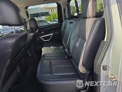 2016 Nissan TITAN XD SL Crew Cab Medium Bed - zdjęcie 16 z 22 - miniatura