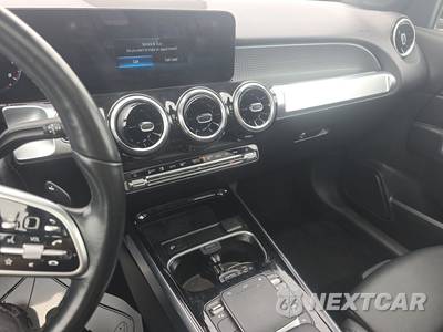 2023 Mercedes-Benz GLB 250 4MATIC - zdjęcie 11 z 32 - miniatura