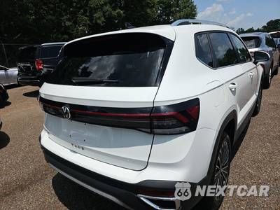 2025 Volkswagen Taos SE - zdjęcie 4 z 22 - miniatura