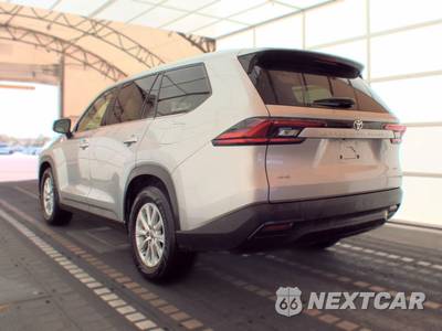 2025 Toyota Grand Highlander XLE - zdjęcie 6 z 22 - miniatura