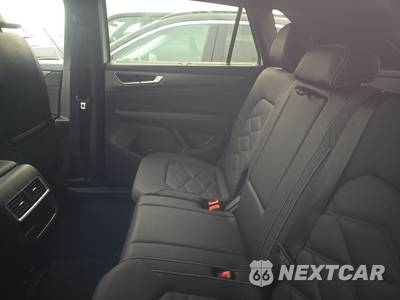 2025 Volkswagen Atlas Cross Sport 2.0T SE w/Technology - zdjęcie 13 z 37 - miniatura