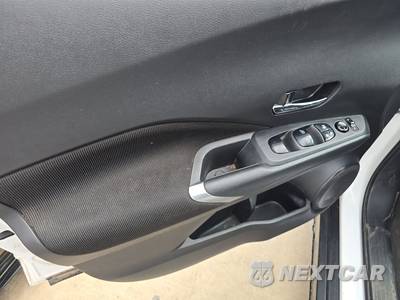 2022 Nissan Kicks SV - zdjęcie 9 z 28 - miniatura