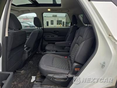 2023 Nissan Pathfinder SV - zdjęcie 14 z 27 - miniatura