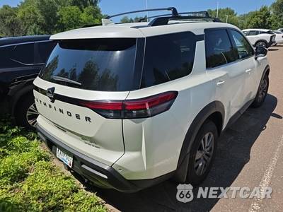 2023 Nissan Pathfinder SV - zdjęcie 5 z 24 - miniatura
