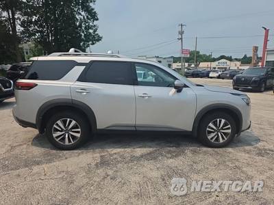 2023 Nissan Pathfinder SL - zdjęcie 4 z 30 - miniatura