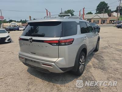 2023 Nissan Pathfinder SL - zdjęcie 5 z 30 - miniatura