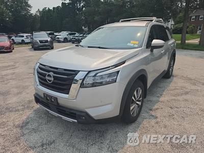 2023 Nissan Pathfinder SL - zdjęcie 1 z 30 - miniatura
