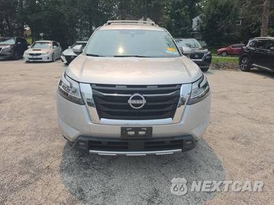 2023 Nissan Pathfinder SL - zdjęcie 2 z 30 - miniatura