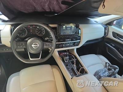 2024 Nissan Pathfinder SL - zdjęcie 12 z 25 - miniatura
