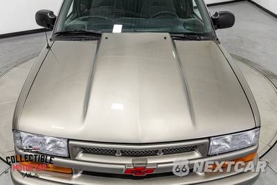 2000 Chevrolet S-10 LS Extended Cab Medium Bed - zdjęcie 45 z 50 - miniatura