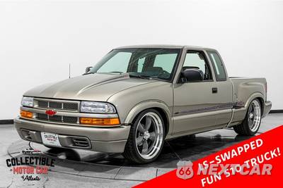 2000 Chevrolet S-10 LS Extended Cab Medium Bed