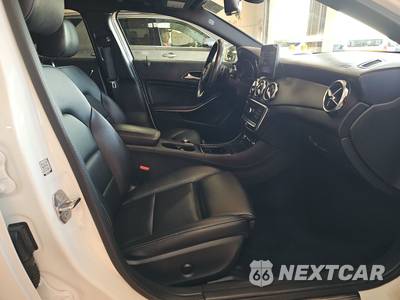 2019 Mercedes-Benz GLA 250 4MATIC - zdjęcie 8 z 31 - miniatura