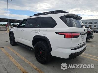 2026 Toyota Sequoia TRD Pro - zdjęcie 6 z 19 - miniatura