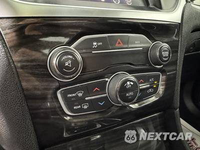 2016 Chrysler 300 Anniversary - zdjęcie 21 z 44 - miniatura