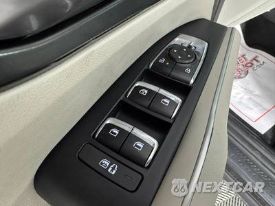 2025 Kia Sorento EX - zdjęcie 43 z 50 - miniatura