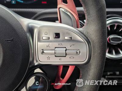 2022 Mercedes-Benz AMG CLA 35 4MATIC - zdjęcie 34 z 51 - miniatura