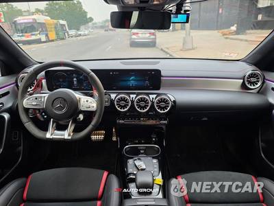 2022 Mercedes-Benz AMG CLA 35 4MATIC - zdjęcie 32 z 51 - miniatura