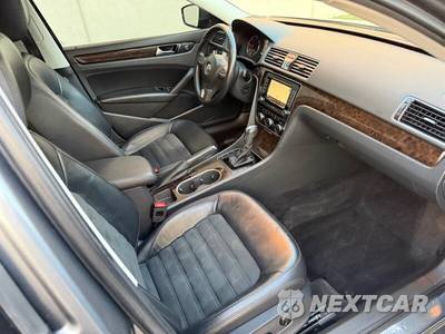 2014 Volkswagen Passat TDI SEL Premium - zdjęcie 14 z 20 - miniatura