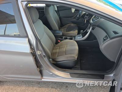 2012 Hyundai Elantra GLS Sedan - zdjęcie 8 z 45 - miniatura