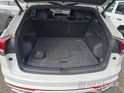 2023 Volkswagen Atlas Cross Sport 3.6L V6 SEL Premium R-Line - zdjęcie 16 z 33 - miniatura