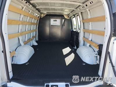 2025 GMC Savana 2500 Cargo Van 1WT 135.0" WB - zdjęcie 16 z 24 - miniatura