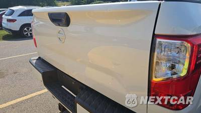 2020 Nissan TITAN SV Crew Cab Short Bed - zdjęcie 22 z 23 - miniatura