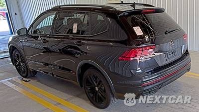 2022 Volkswagen Tiguan SE R-Line Black - zdjęcie 6 z 26 - miniatura