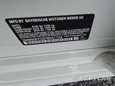 2023 BMW 3 Series Sedan 330i xDrive - zdjęcie 17 z 22 - miniatura