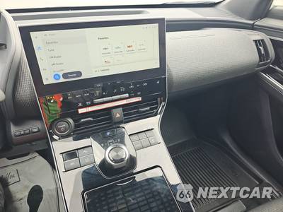 2025 Toyota bZ4X XLE - zdjęcie 11 z 21 - miniatura