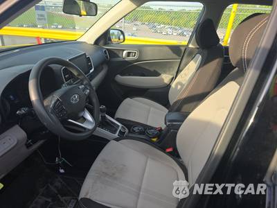 2020 Hyundai Venue SEL - zdjęcie 7 z 31 - miniatura
