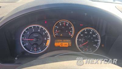 2014 Nissan TITAN SV Crew Cab Short Bed - zdjęcie 19 z 33 - miniatura